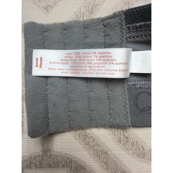 Cacique Boost Plunge Bra Gray Size 44D Push-Up Underwire Lightly Lined Support - Picture 6 of 7